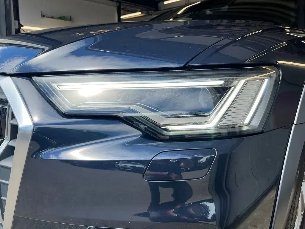 Gebraucht Audi A6 Allroad Ambiente 204 PS (150 kW) 2023 Firmamentblau (metallic) Kombi