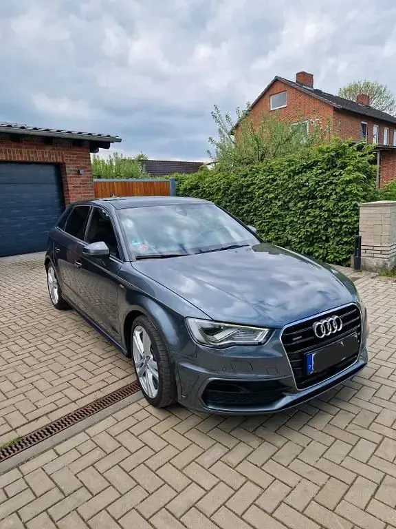 Gebraucht Audi A3 S-Line 184 PS (135 kW) 2015 Grau Limousine