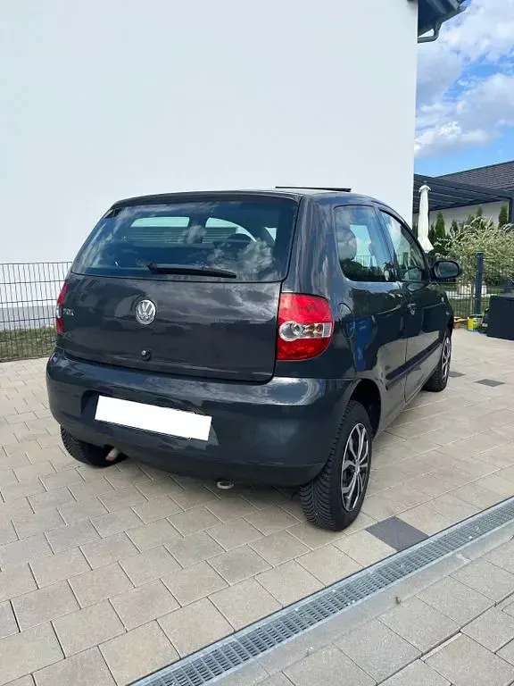 Gebraucht VW Fox 54 PS (39 kW) 2007 Grau Kleinwagen