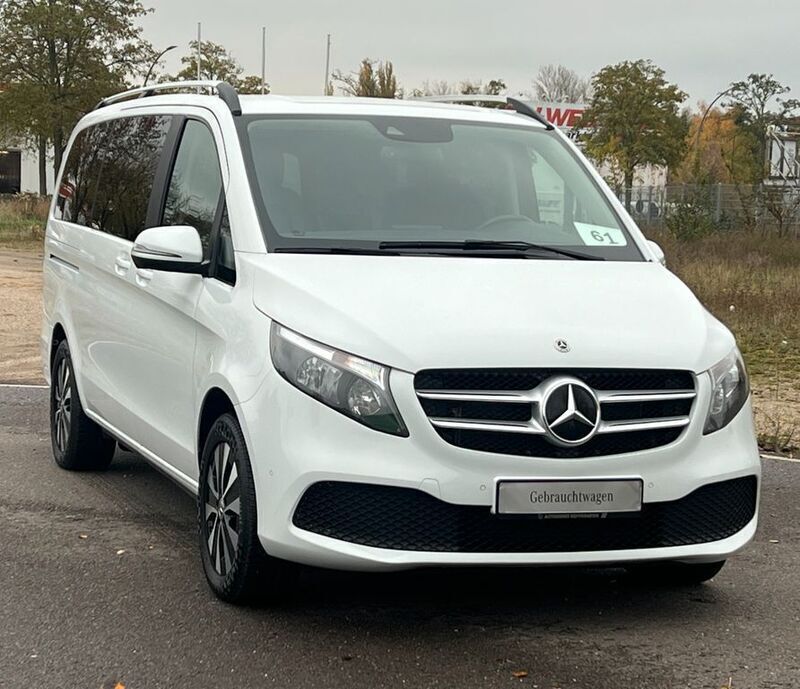 Gebraucht Mercedes V300 237 PS (174 kW) 2021 Bergkristallweiß metallic Van / Kleinbus