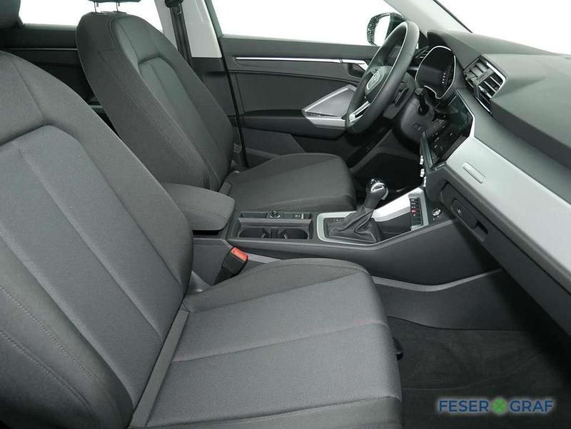 Gebraucht Audi Q3 Sportback S-Line 150 PS (110 kW) 2025 Mythosschwarz metallic SUV