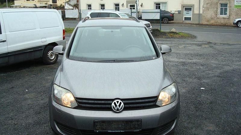 Grau Gebraucht 2009 VW Golf Plus Cross Van / Kleinbus | 1.599 € (Superpreis) - Bild 1/4