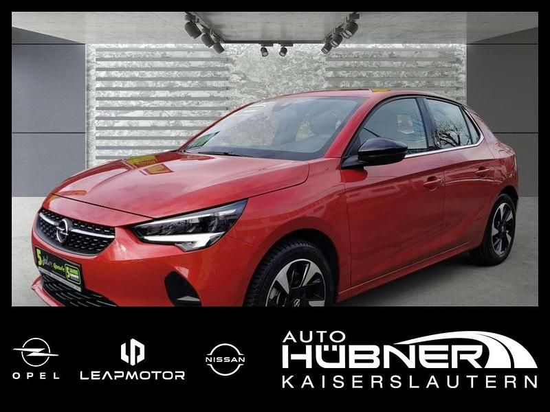 Gebraucht Opel Corsa-e Elegance 100 kW (136 PS) 2022 Chili rot/kardio rot Kleinwagen