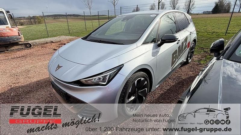 Gebraucht Cupra Born 169 kW (231 PS) 2023 Geysirsilber Kleinwagen
