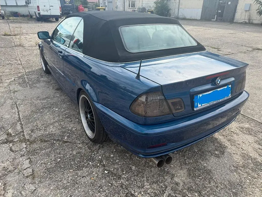 Gebraucht BMW 323 Cabriolet 170 PS (125 kW) 2000 Blau Cabrio