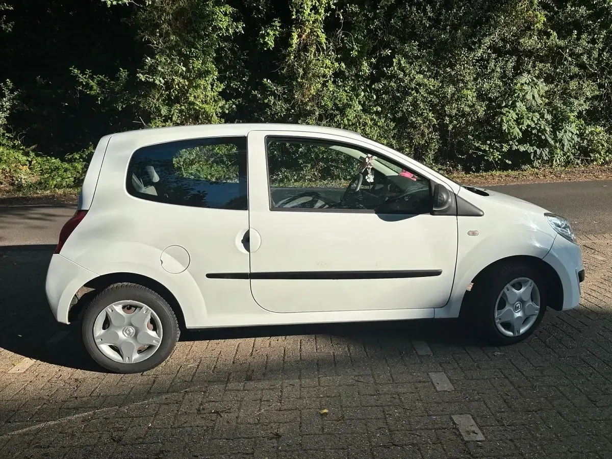 Gebraucht Renault Twingo 70 PS (51 kW) 2010 Weiß Kleinwagen