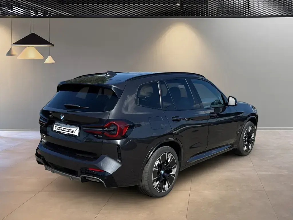 Gebraucht BMW iX3 Sport Line 210 kW (286 PS) 2022 Grau SUV