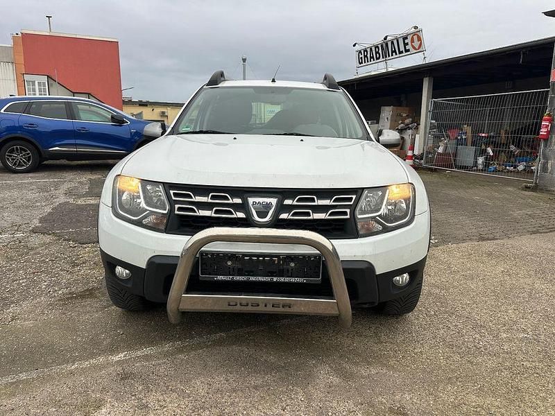 Gebraucht Dacia Duster Urban Explorer 125 PS (91 kW) 2016 Weiß SUV