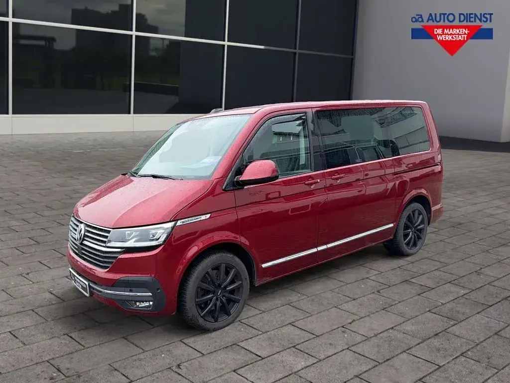 Gebraucht VW Multivan 204 PS (150 kW) 2021 Rot Van / Kleinbus