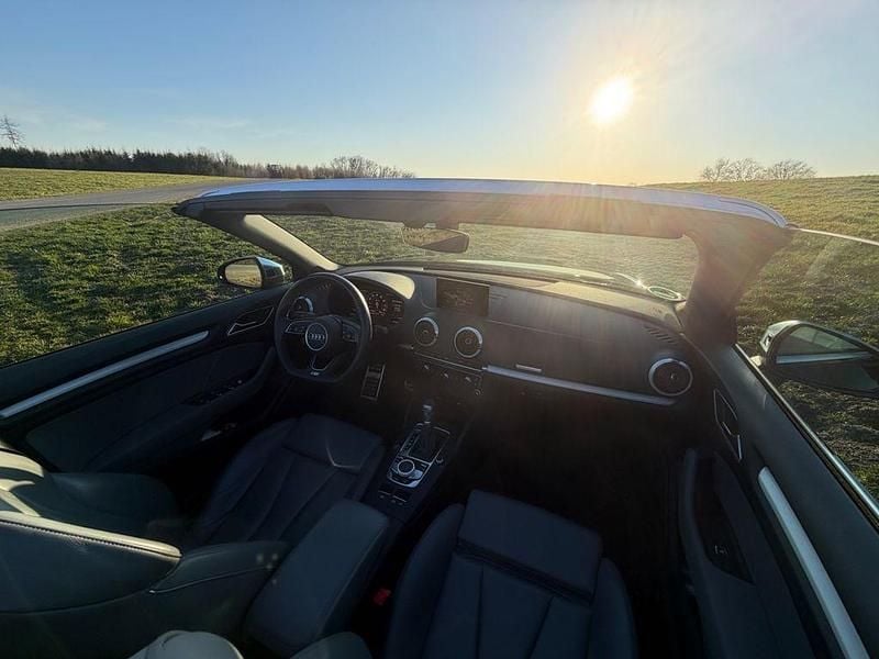 Gebraucht Audi S3 Cabriolet Ambiente 310 PS (228 kW) 2017 Blau Cabrio