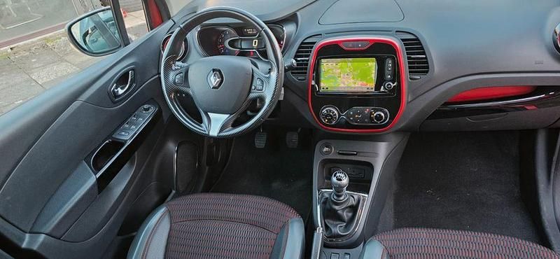 Gebraucht Renault Captur XMOD 110 PS (80 kW) 2017 Rot SUV