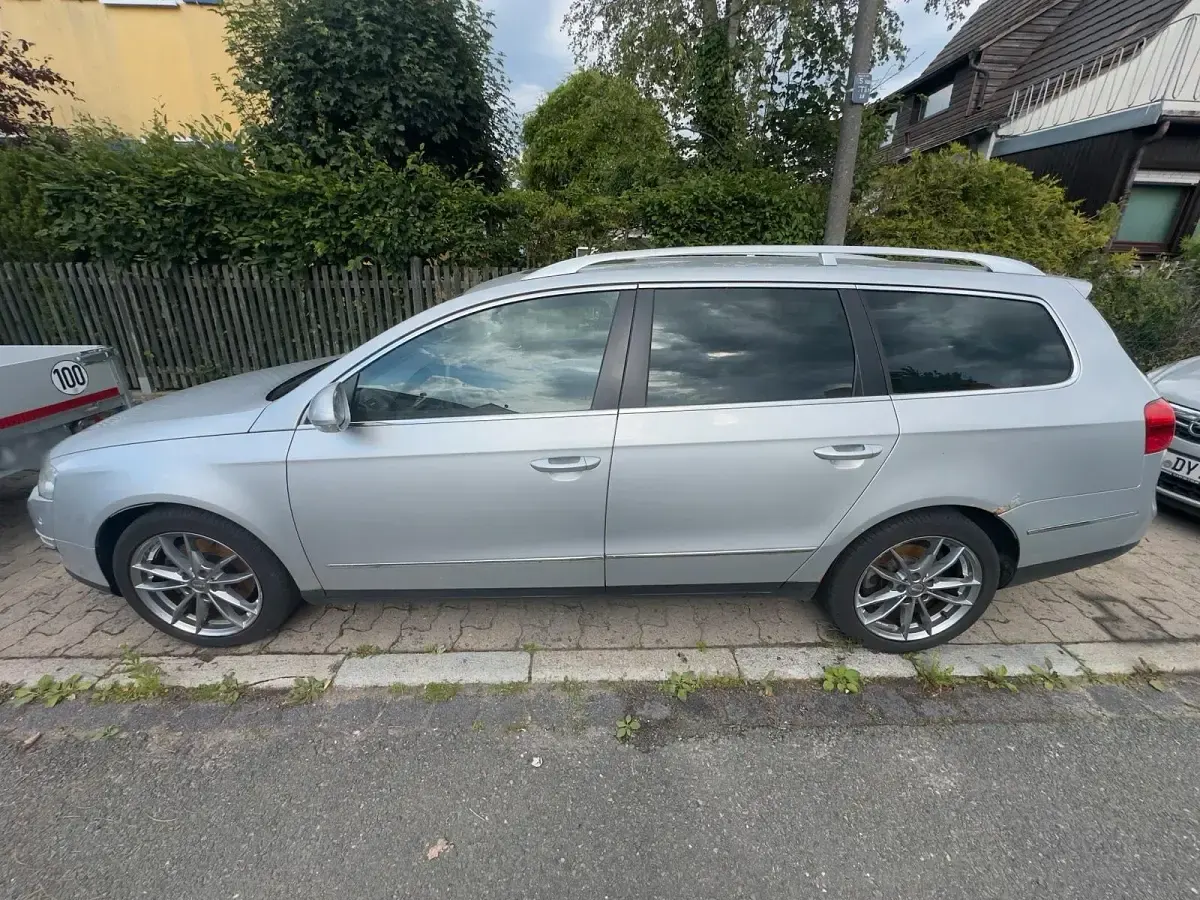 Gebraucht VW Passat 160 PS (117 kW) 2009 Silber Kombi
