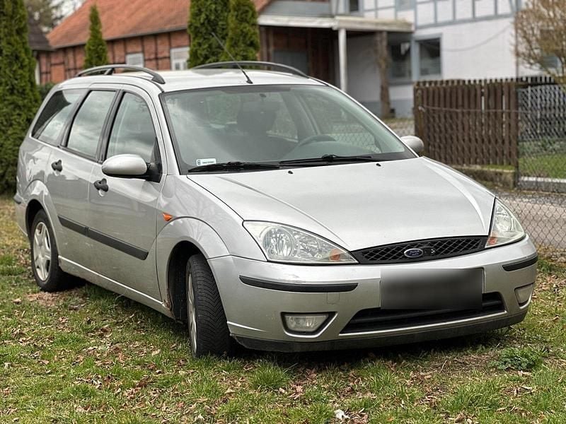 Gebraucht Ford Focus 90 PS (66 kW) 2003 Silber Kombi
