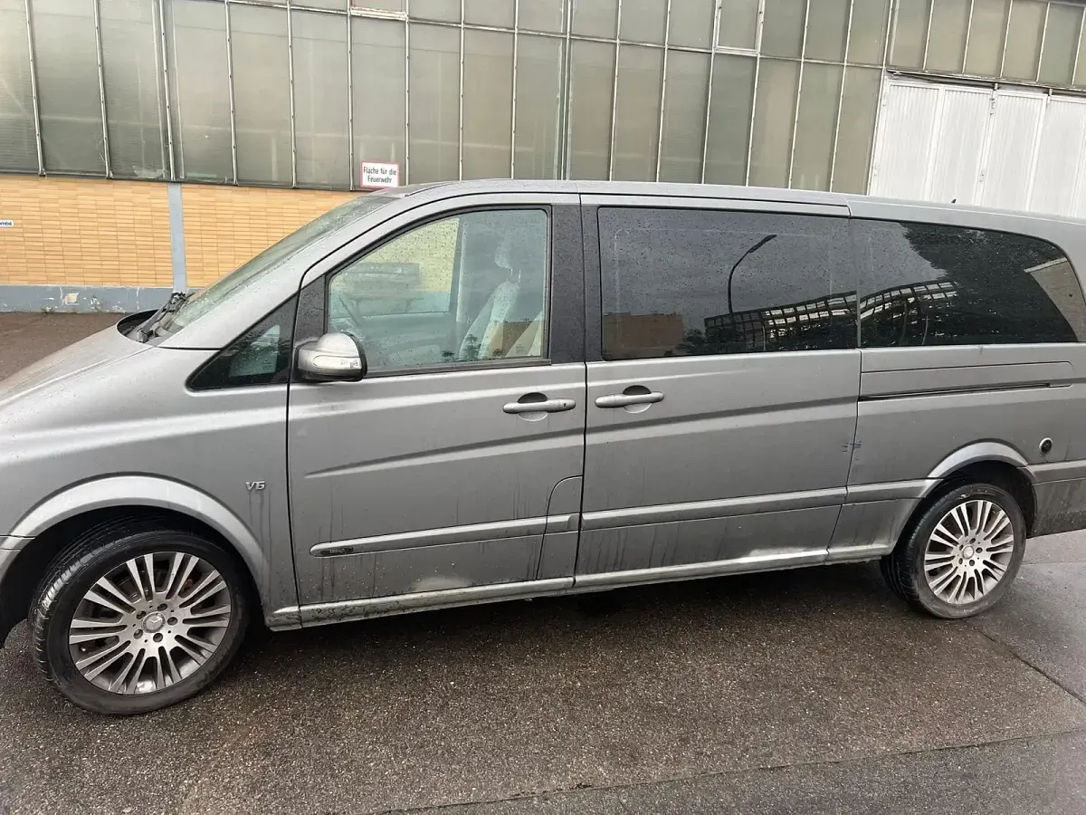 Gebraucht Mercedes Viano 220 PS (161 kW) 2004 Grau Van / Kleinbus