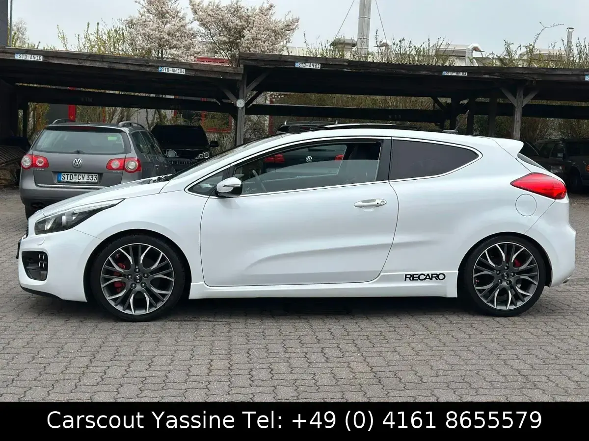 Używany Kia ProCeed GT-Challenge 204 KM (150 kW) 2015 Biały Hatchback