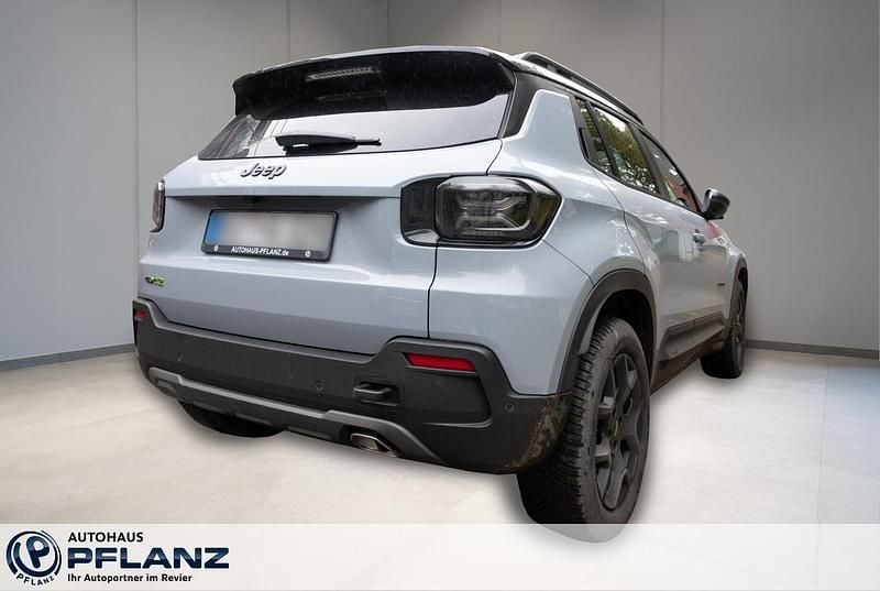 Gebraucht Jeep Avenger Overland 145 PS (106 kW) 2025 Grau SUV