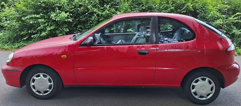 Gebraucht Chevrolet Lanos SX 86 PS (63 kW) 2000 Rot Limousine