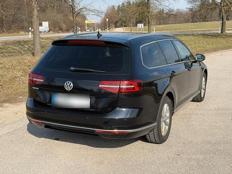 Gebraucht VW Passat 150 PS (110 kW) 2018 Schwarz Kombi