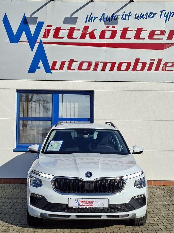 Neu Skoda Kamiq 116 PS (85 kW) 2025 Moonweiss metallic SUV