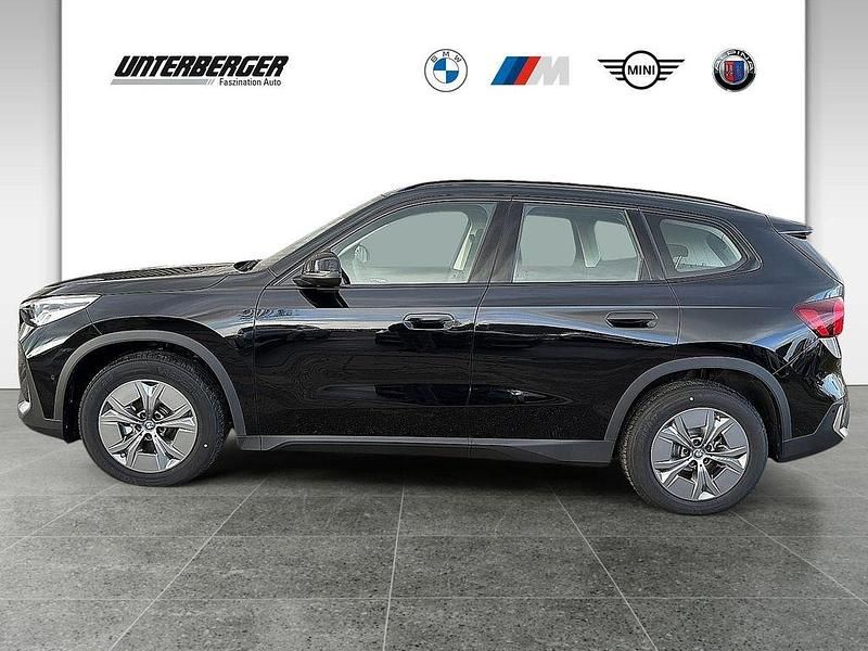 Neu BMW iX1 150 kW (204 PS) 2025 Schwarz ii SUV