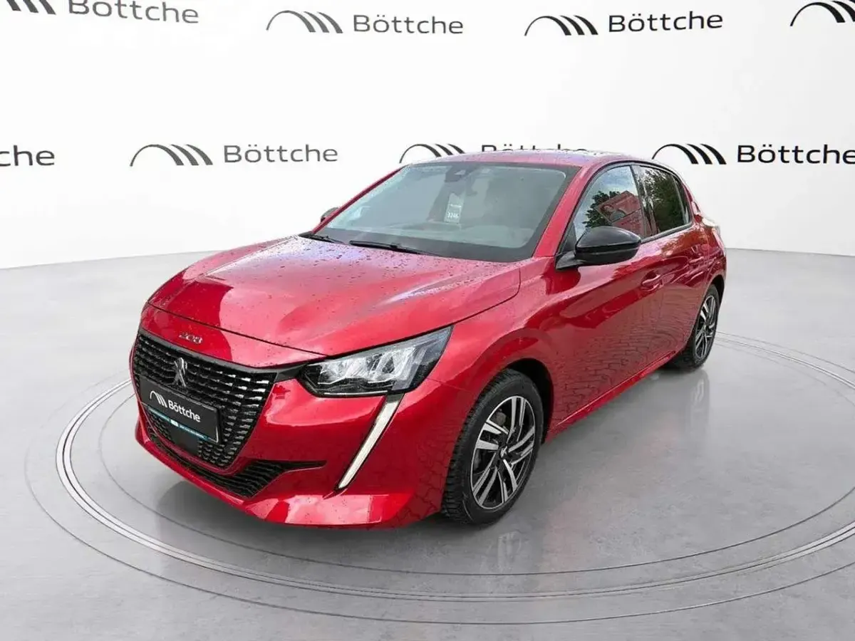 Gebraucht Peugeot 208 131 PS (96 kW) 2022 Lackierung elixierrot/typ ver Kleinwagen
