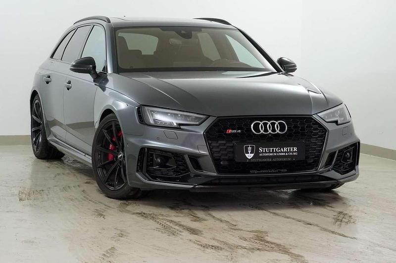 Grau Gebraucht 2019 Audi RS4 Ambiente Kombi | 46.800 € (Guter Preis) - Bild 1/4