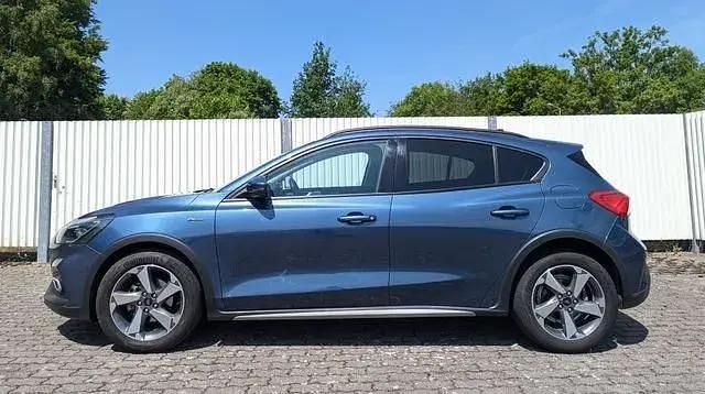 Second-hand Ford Focus Active 150 CP (110 kW) 2021 Albastru Berlinǎ
