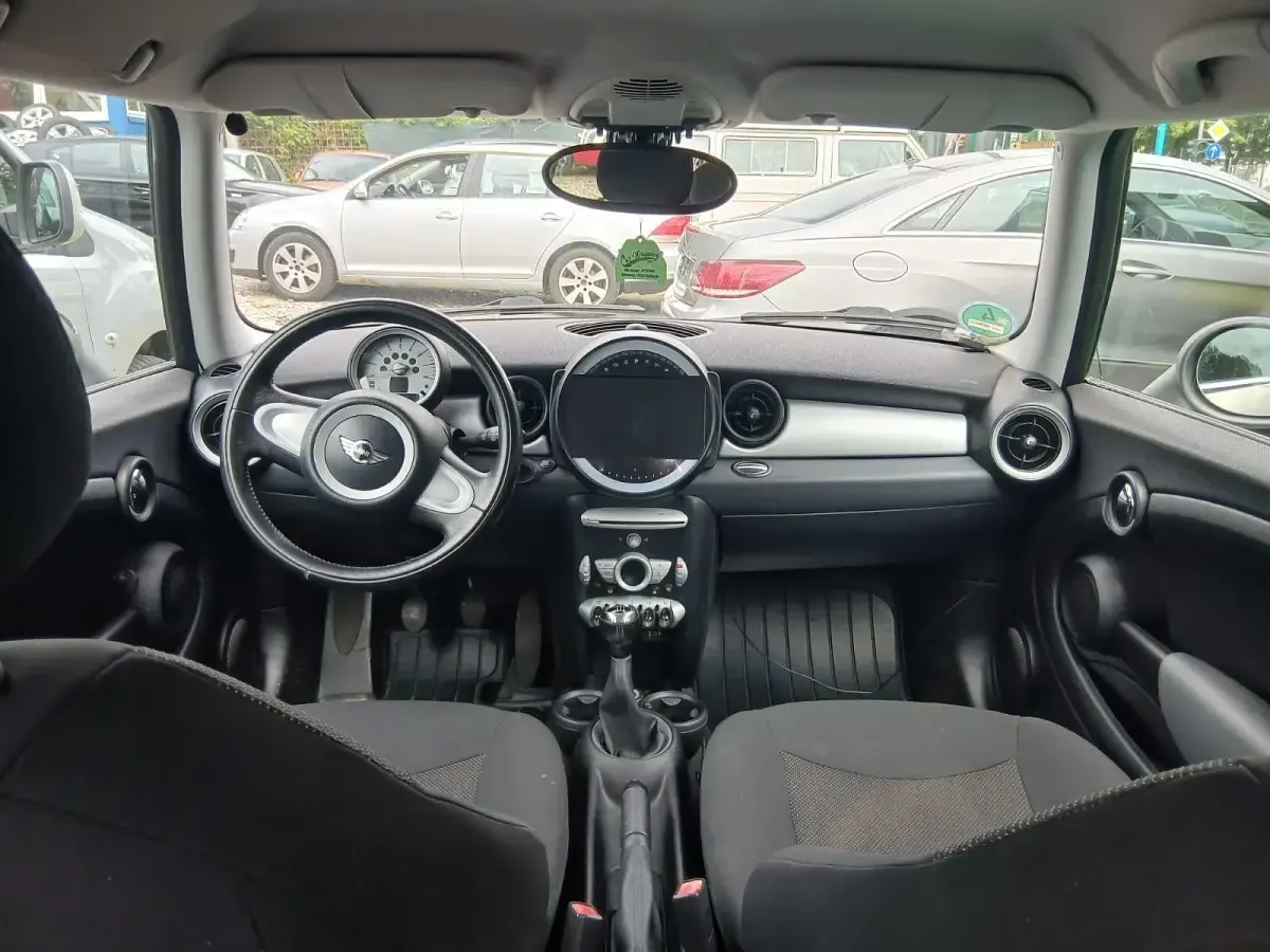 Occasion Mini Cooper 110 PK (80 kW) 2009 Zwart Hatchback