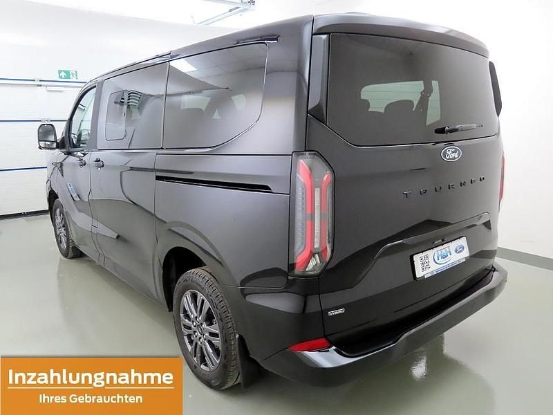 Gebraucht Ford Tourneo Titanium 232 PS (170 kW) 2025 Schwarz Van / Kleinbus