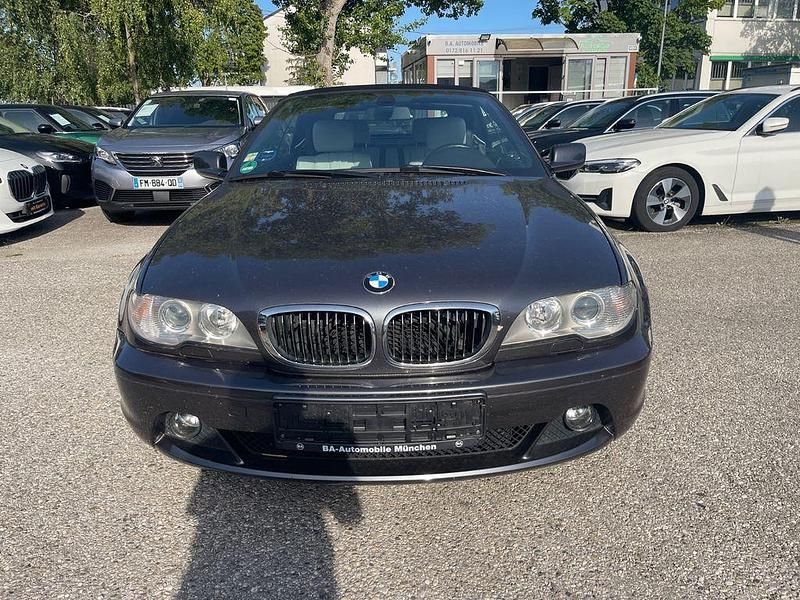 Grau Gebraucht 2005 BMW 320 Cabriolet Sport Line Cabrio | 10.950 € (Fairer Preis) - Bild 1/4