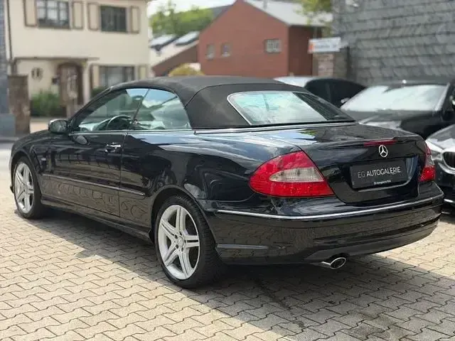 Gebraucht Mercedes CLK320 AMG 224 PS (164 kW) 2009 Schwarz Cabrio