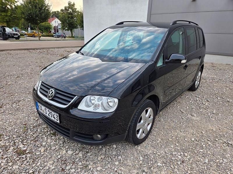 Schwarz Gebraucht 2006 VW Touran Van / Kleinbus | 2.499 € (Guter Preis) - Bild 1/4