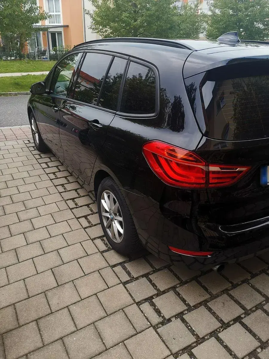 Gebraucht BMW 216 Gran Tourer Advantage 102 PS (75 kW) 2015 Schwarz Van / Kleinbus