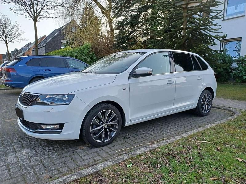 Gebraucht Skoda Rapid Drive 116 PS (85 kW) 2017 Weiß Kleinwagen