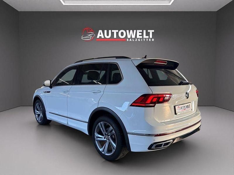Gebraucht VW Tiguan R-line 150 PS (110 kW) 2022 Weiß SUV