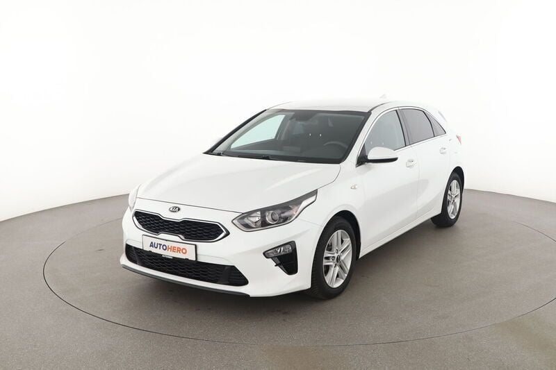 Weiß Gebraucht 2019 Kia Ceed Vision Limousine | 12.960 € (Fairer Preis) - Bild 1/4