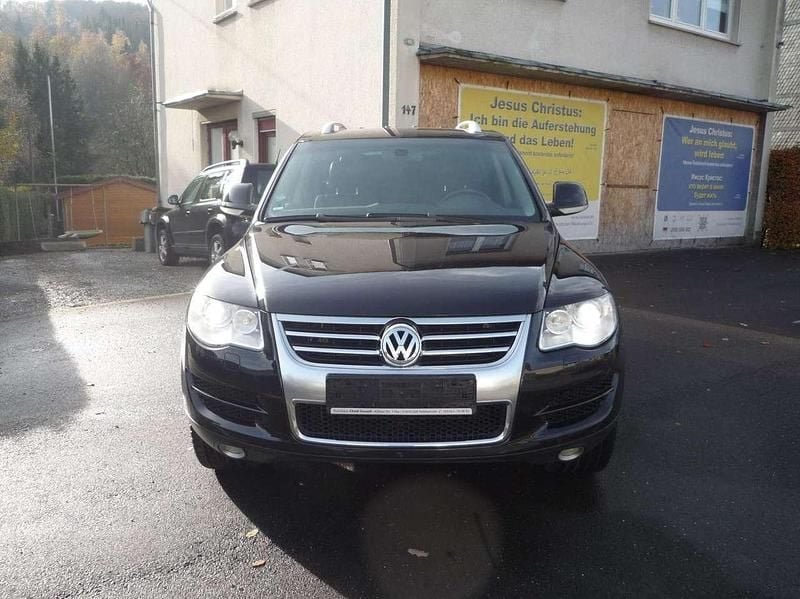 Black magic pearlescent Gebraucht 2007 VW Touareg SUV | 7.450 € (Fairer Preis) - Bild 1/4