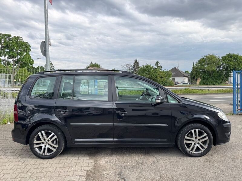 Gebraucht VW Touran Conceptline 140 PS (102 kW) 2007 Schwarz Van / Kleinbus