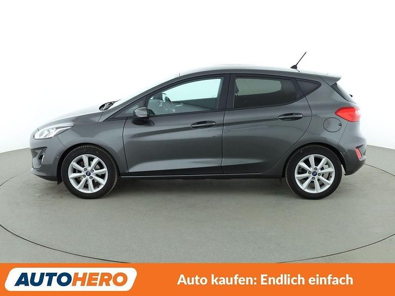 Gebraucht Ford Fiesta Cool & Connect 101 PS (74 kW) 2017 Grau Limousine