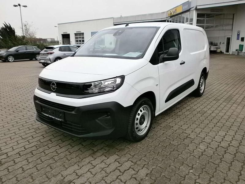 Nowe Opel Combo Basis 102 KM (75 kW) 2025 Biały Minivan