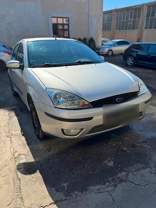Gebraucht Ford Focus 101 PS (74 kW) 2004 Silber Kleinwagen