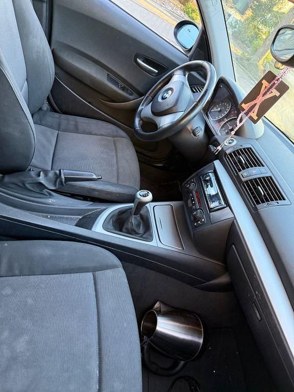 Gebraucht BMW 118 143 PS (105 kW) 2006 Grau Kleinwagen