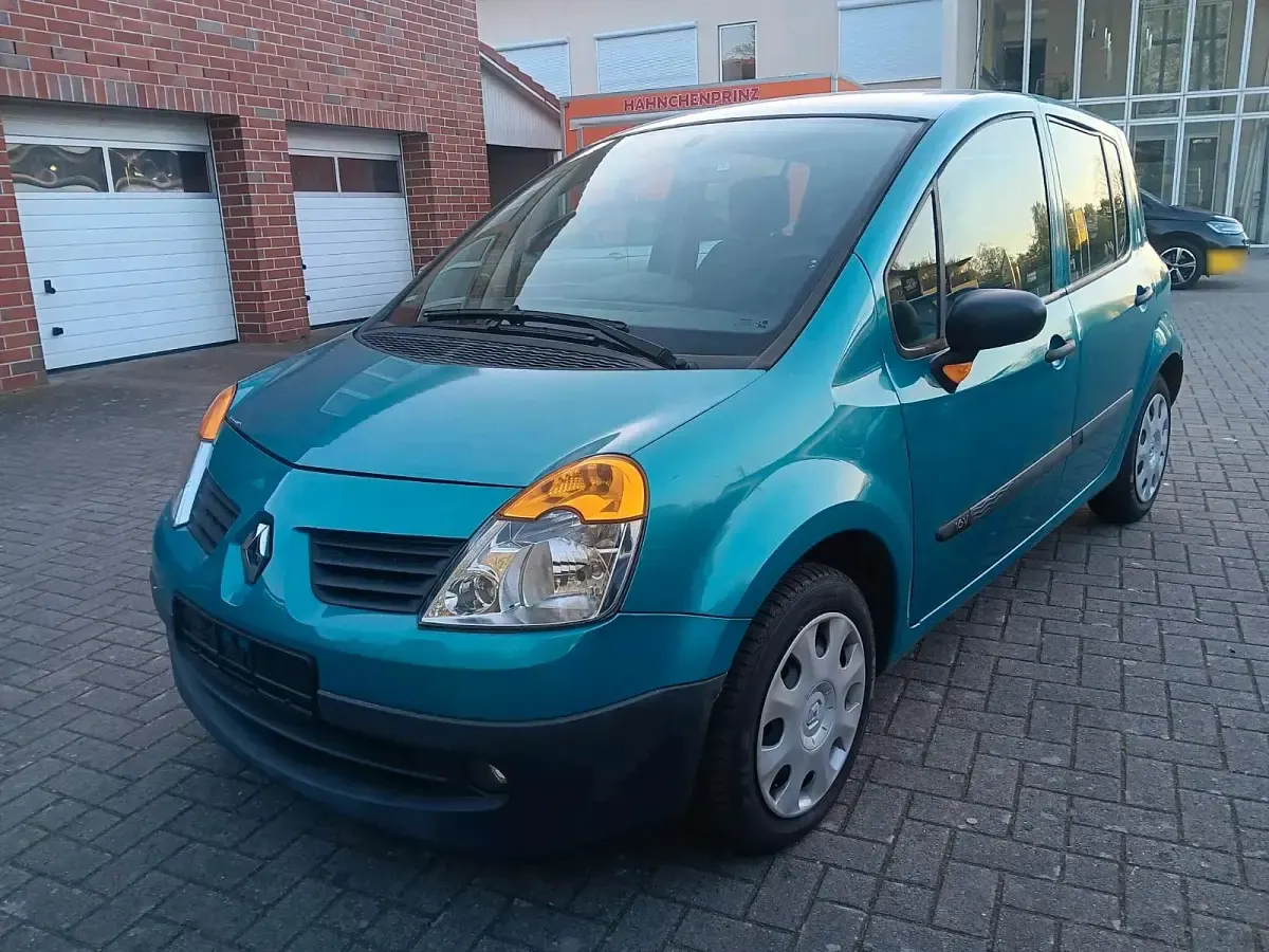 Second-hand Renault Modus 75 CP (55 kW) 2005 Albastru Monovolum