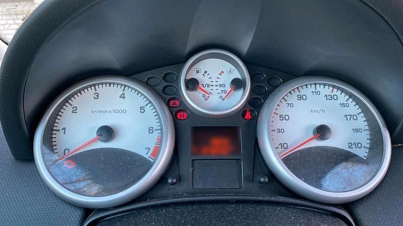 Gebraucht Peugeot 207 73 PS (53 kW) 2008 Blau Kleinwagen