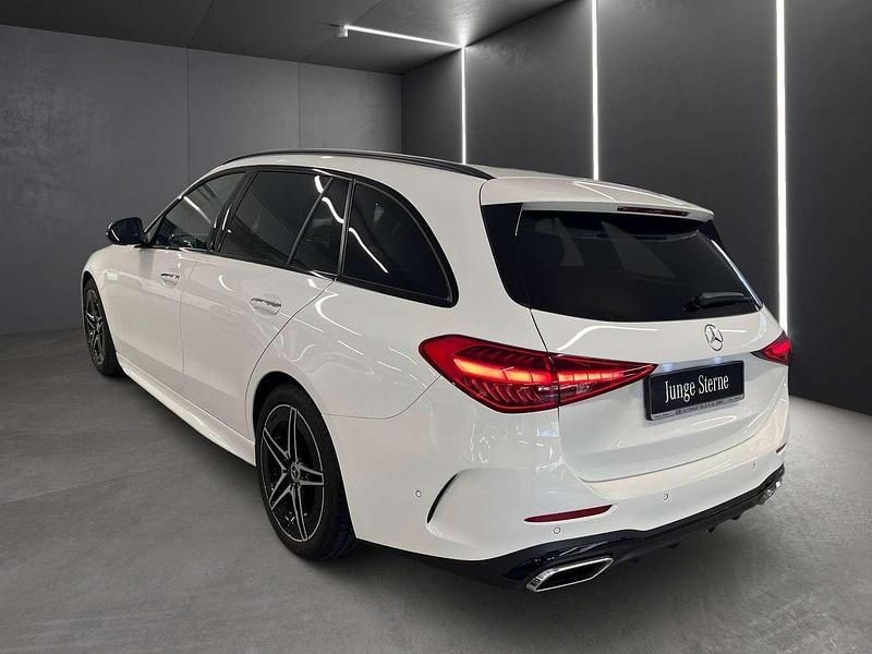 Gebraucht Mercedes C200 AMG 204 PS (150 kW) 2025 Weiß Limousine