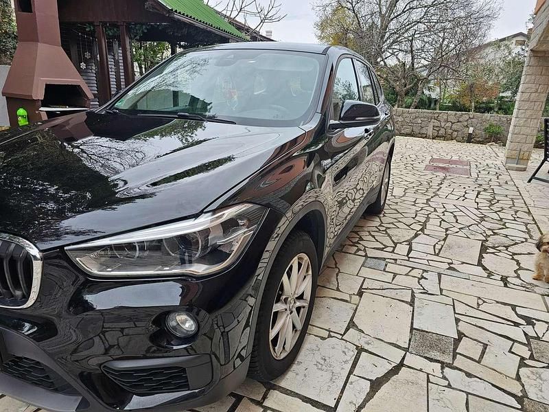 Gebraucht BMW X1 140 PS (102 kW) 2018 Schwarz SUV