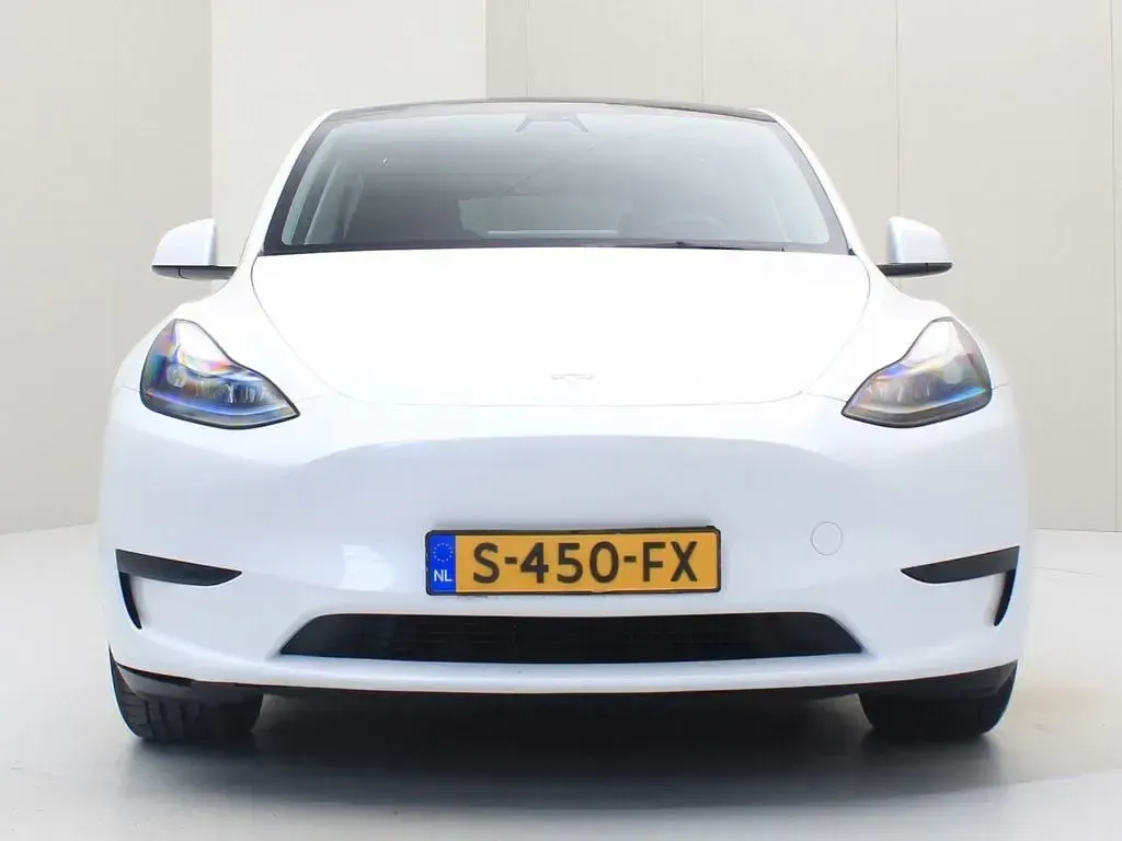 Gebraucht Tesla Model Y Standard Range 250 kW (341 PS) 2022 Weiß SUV