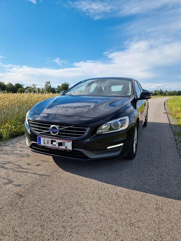 Schwarz Gebraucht 2014 Volvo V60 Kombi | 6.400 € (Guter Preis) - Bild 1/4