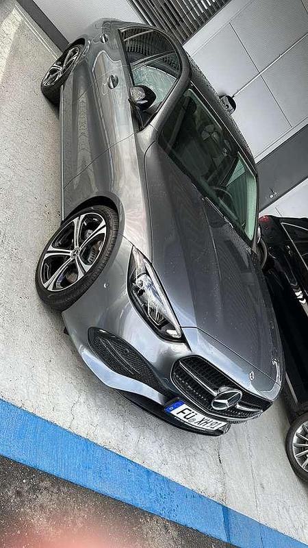 Gebraucht Mercedes C200 204 PS (150 kW) 2022 Grau Limousine