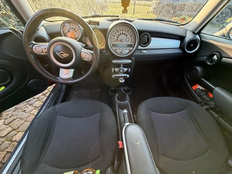 Gebraucht Mini Cooper D Pepper 109 PS (80 kW) 2008 Rot Kleinwagen